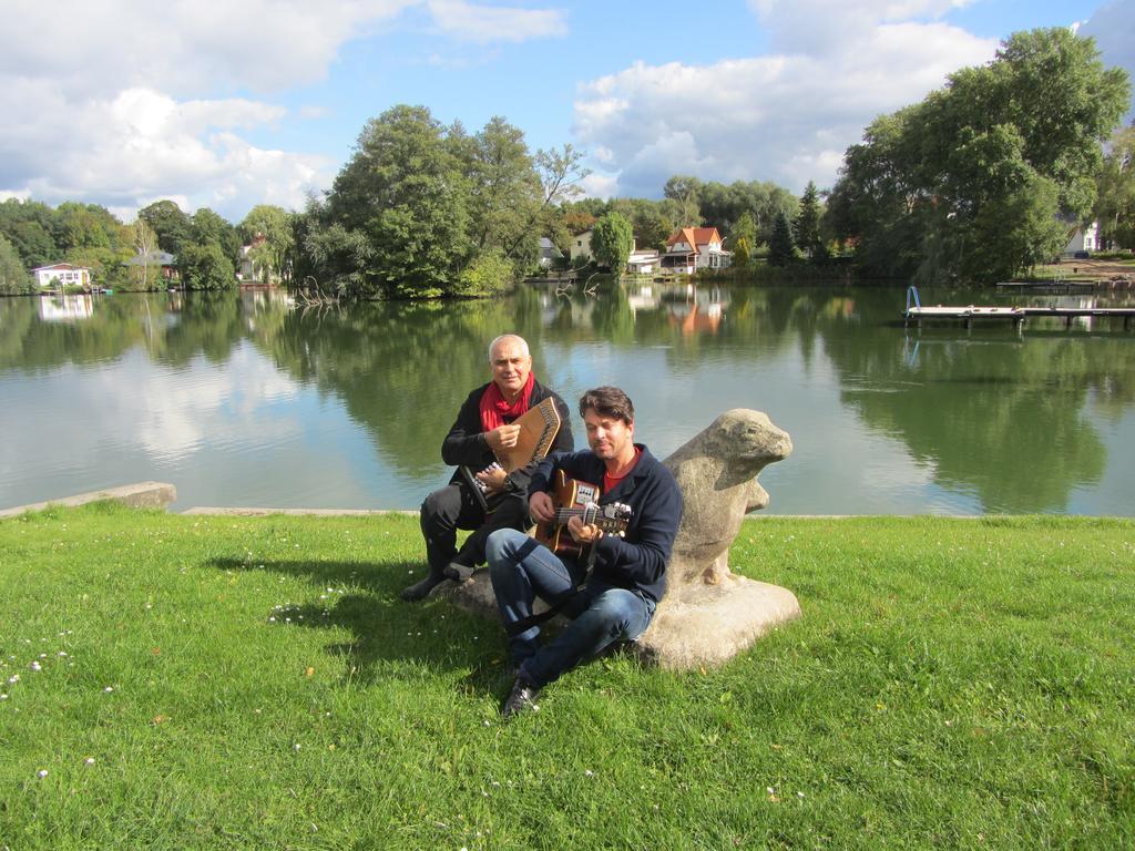 Leutloff'S Am See Цойтен Екстериор снимка